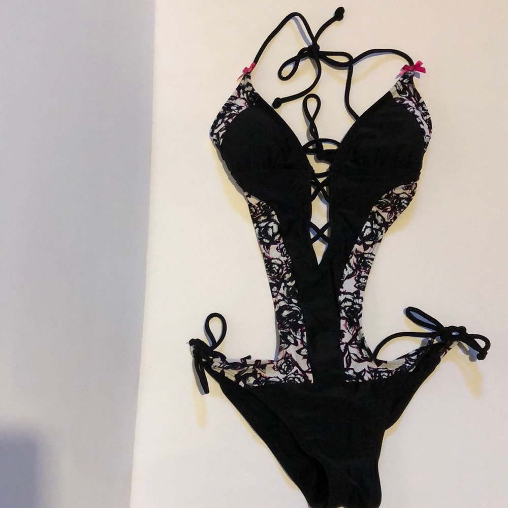 Monokini